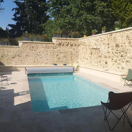 ゲストハウス Les Ombelles Saint-Estephe (Dordogne)
